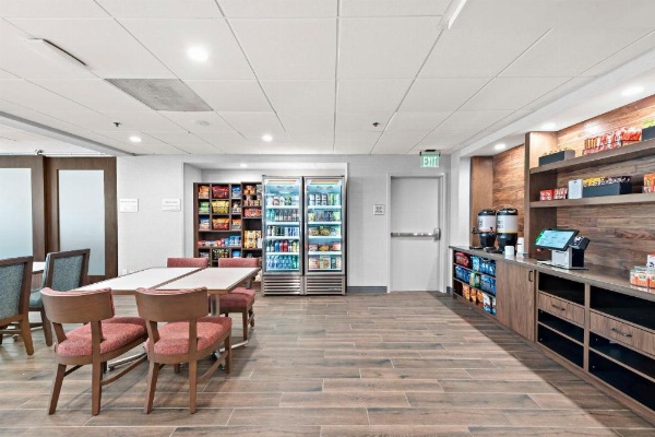 Hampton Inn by Hilton Los Angeles Airport image 25