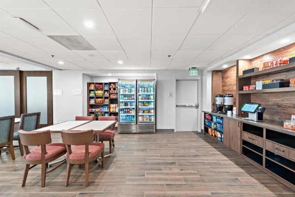 Hampton Inn by Hilton Los Angeles Airport image 8